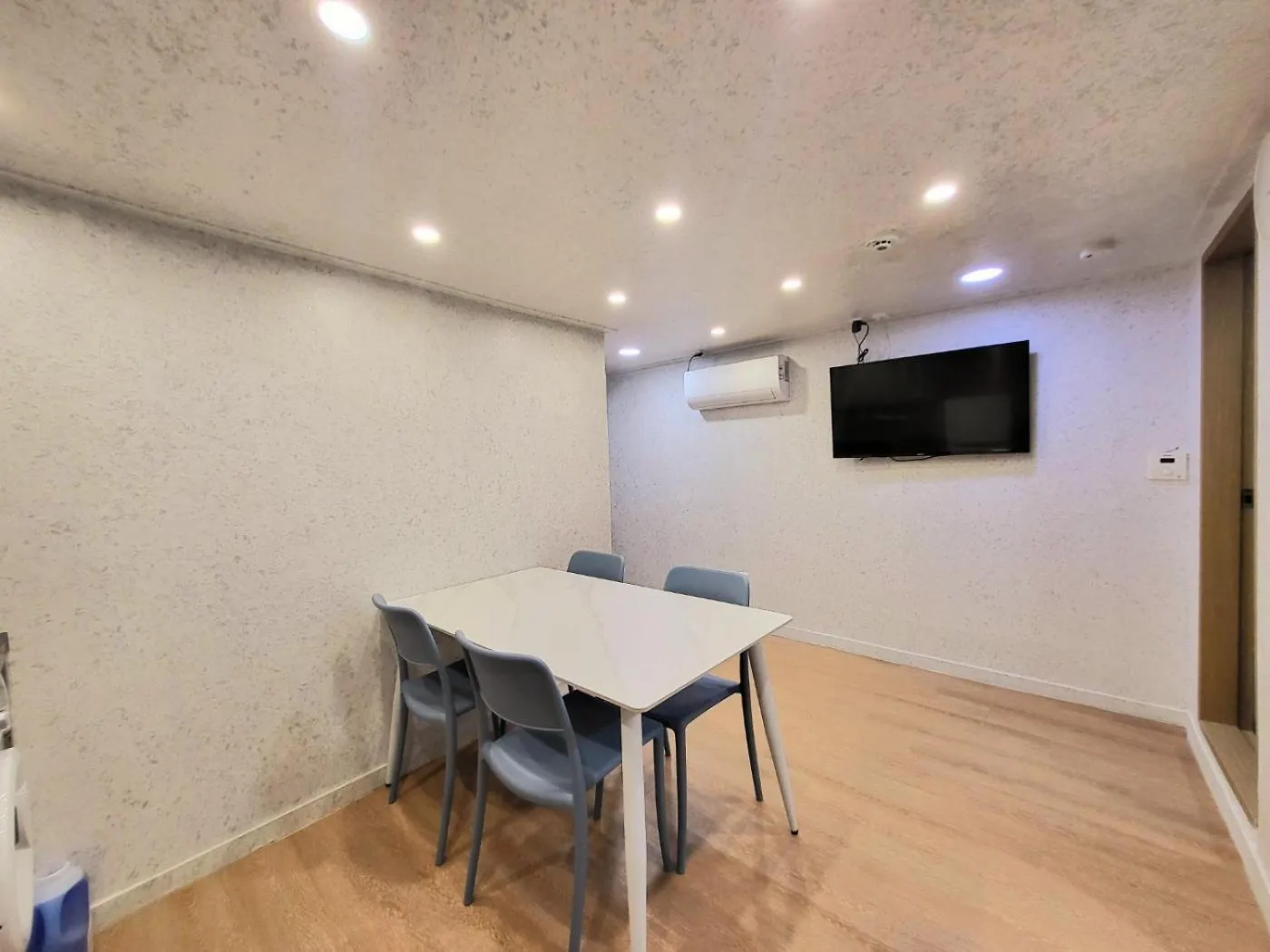 Ferienwohnung Mod & Mood Seoul Apartment